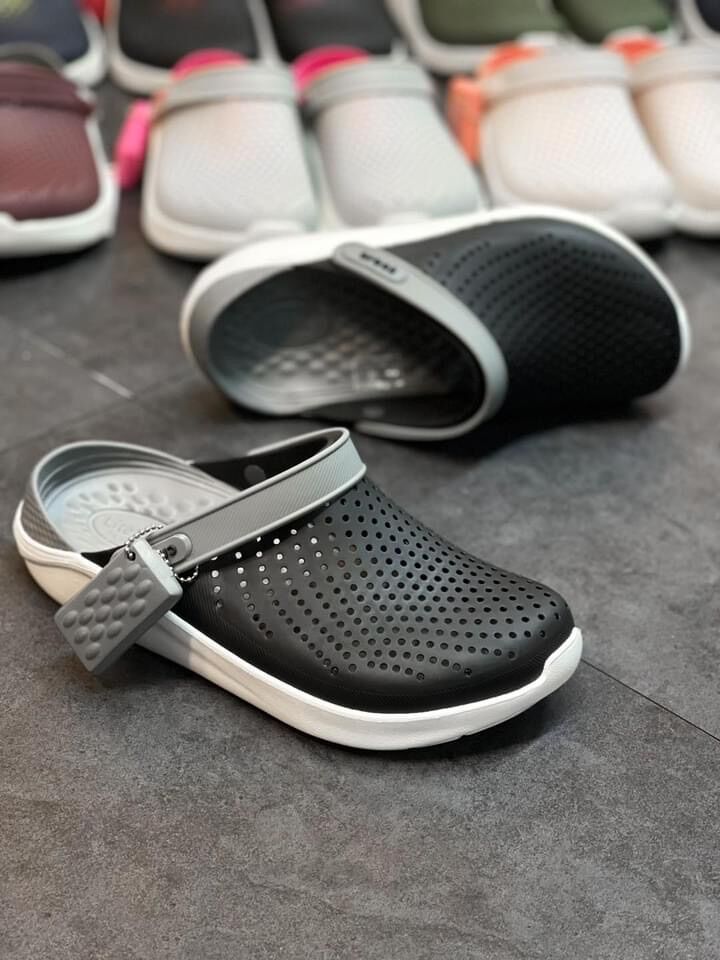 Sục nhựa Cross Literide (Black / Smoke)