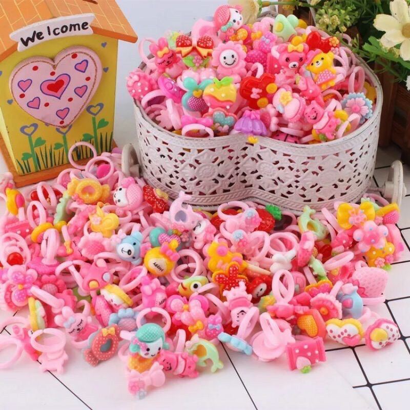 Combo 3 chiếc nhẫn nhựa cho bé gái nhiều mẫu cute