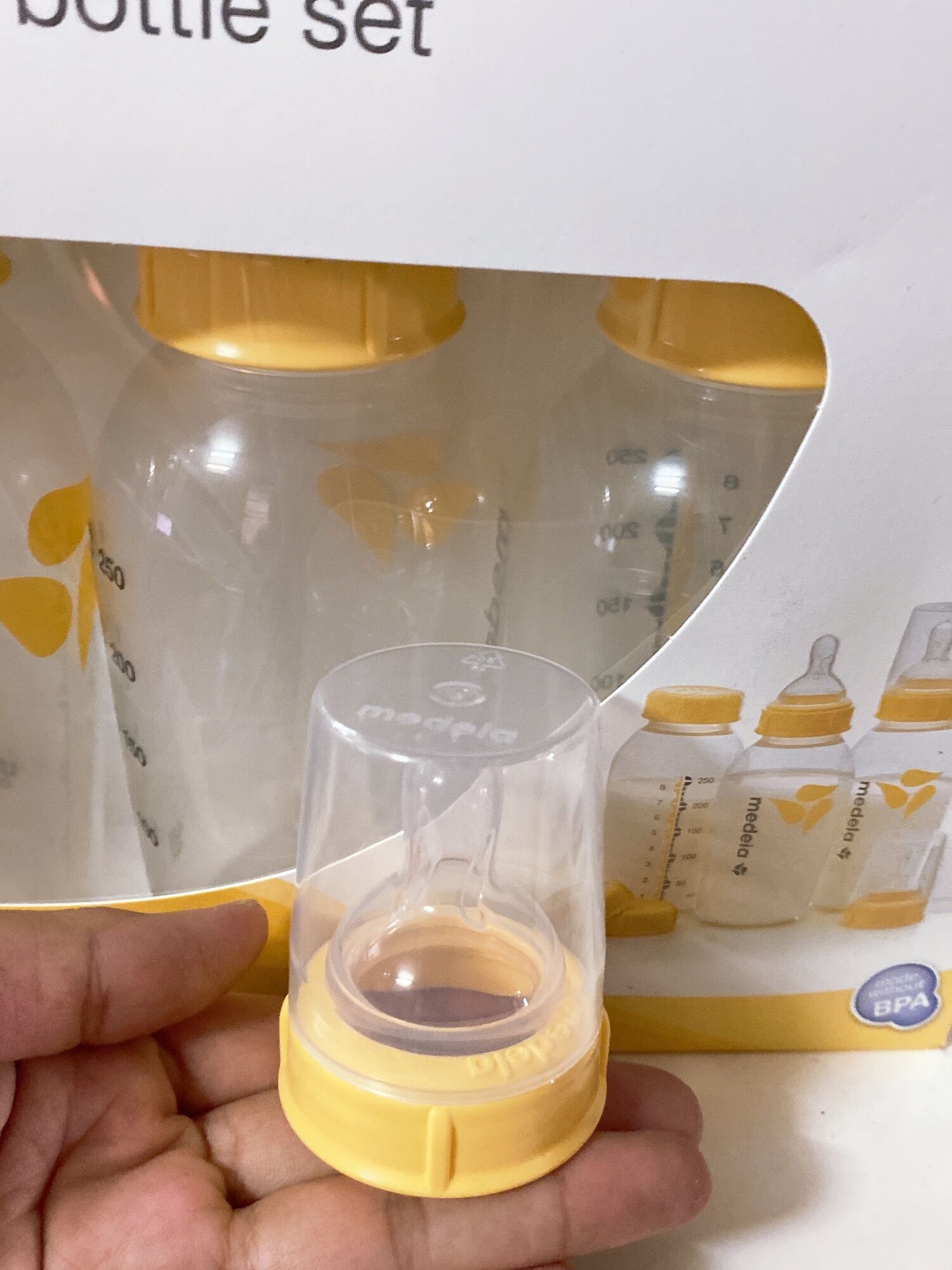 Núm ty bình sữa medela