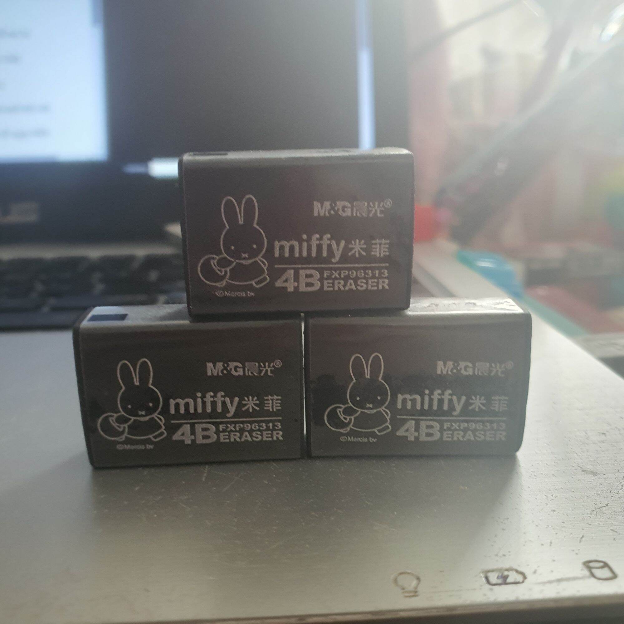 GÔM ĐEN 4B M&G Mffy