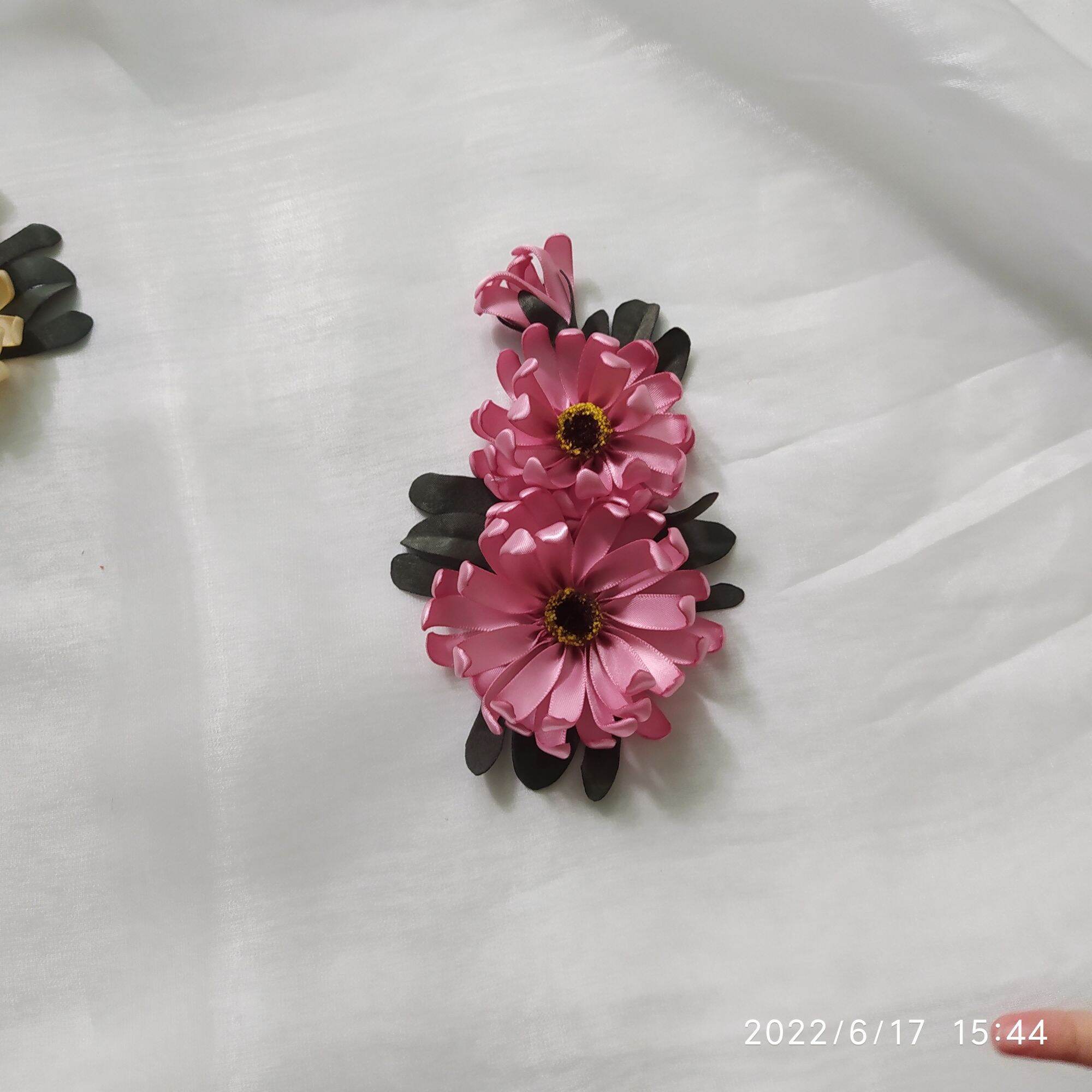 Hoa cúc cài áo cài tóc handmade Canto hồng, vàng
