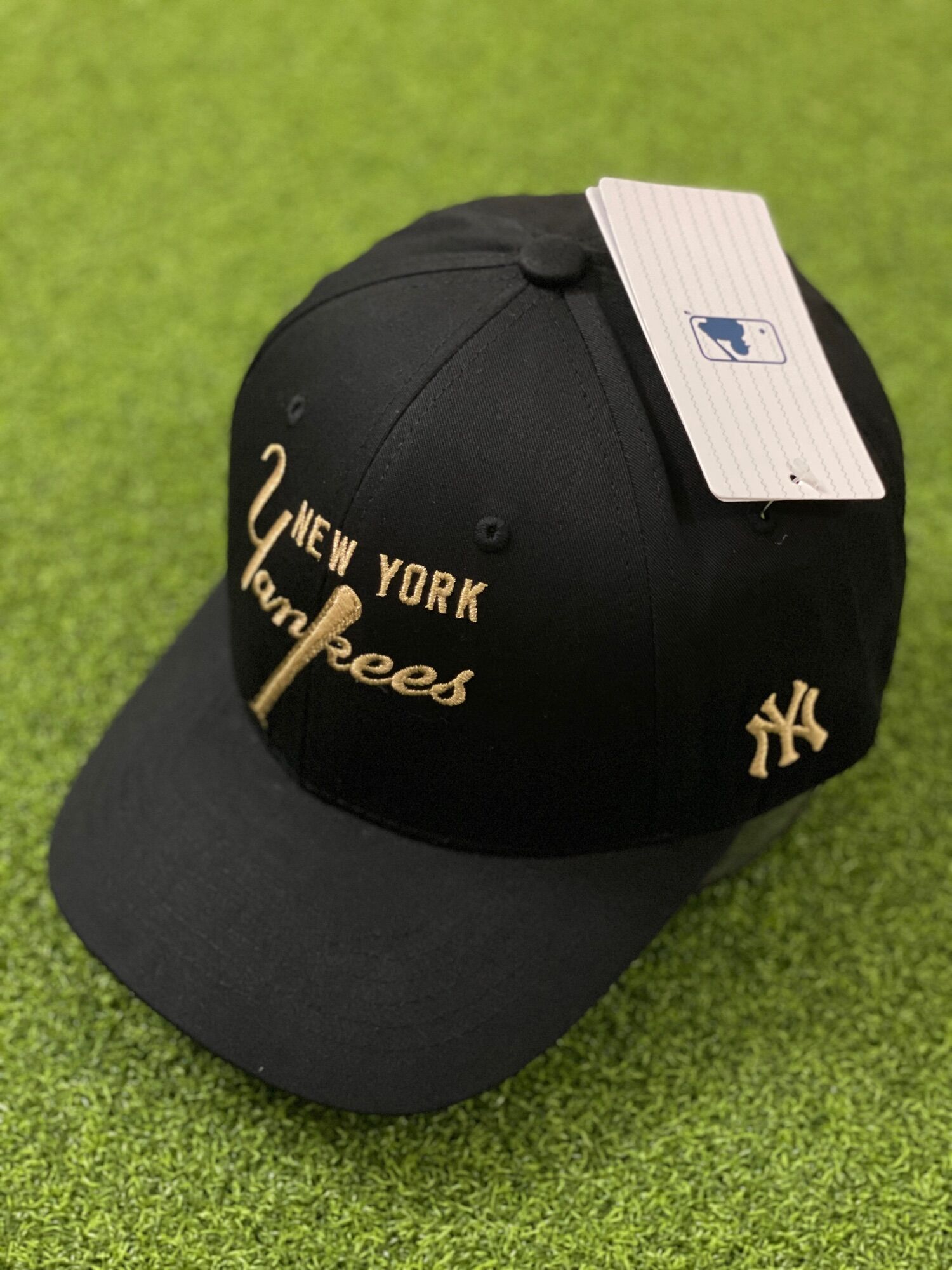 [Nón MBL] YaNKeeS NY đen VNXK hình chụp thực tế