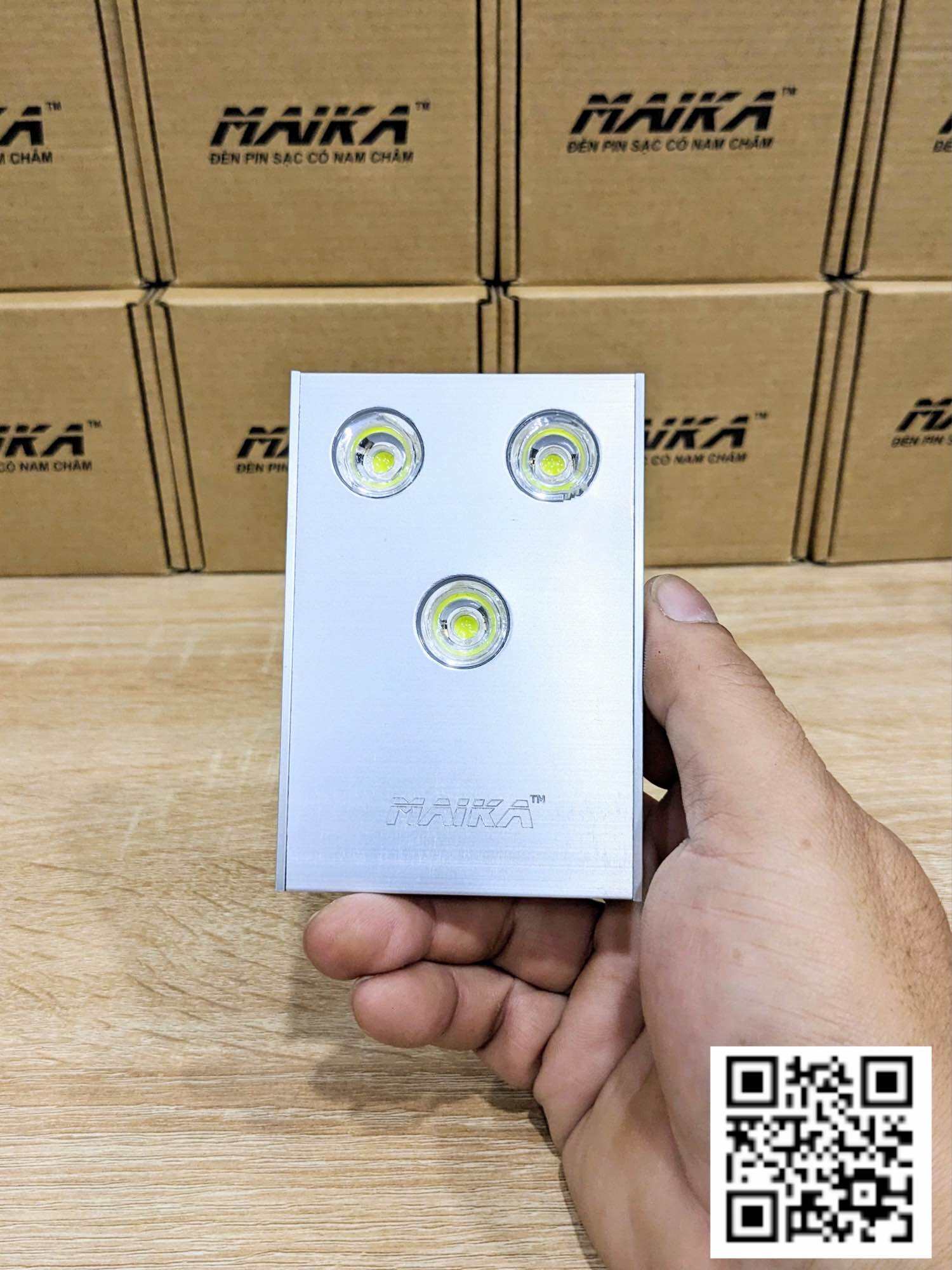 [HCM] Đèn pin mini nam châm cảm ứng siêu sáng Maika Sản phẩm mới Type C 3 LED