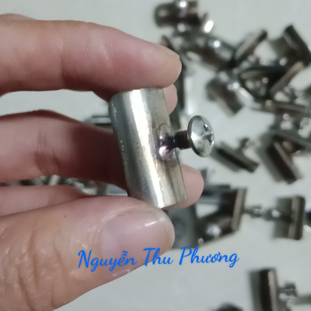 Móc dây, Đinh móc dây lưng diều