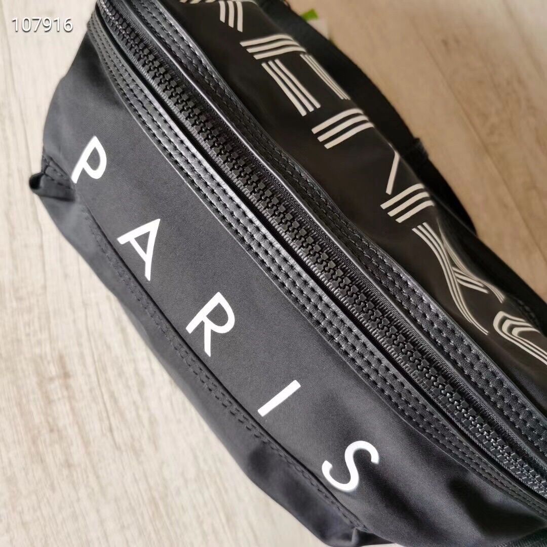 TÚI ĐEO CHÉO NAM MÀU ĐEN SLING BAG ĐEO ĐƯỢC NHIỀU KIỂU IN CHỮ SÀNH ĐIỆU