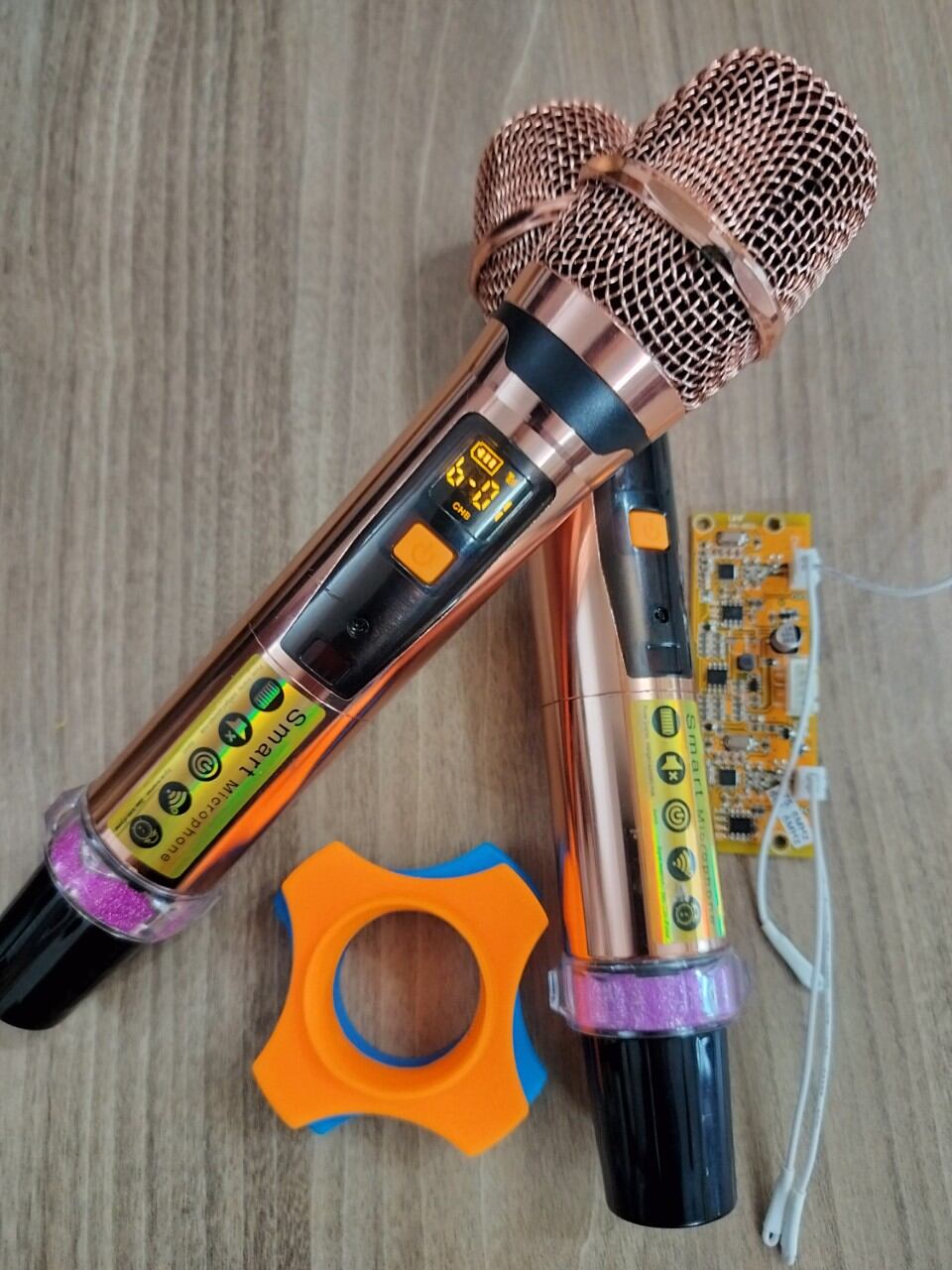 Micro UGX8 Vàng Đồng Tăng Kèm Cặp Chống Lăn