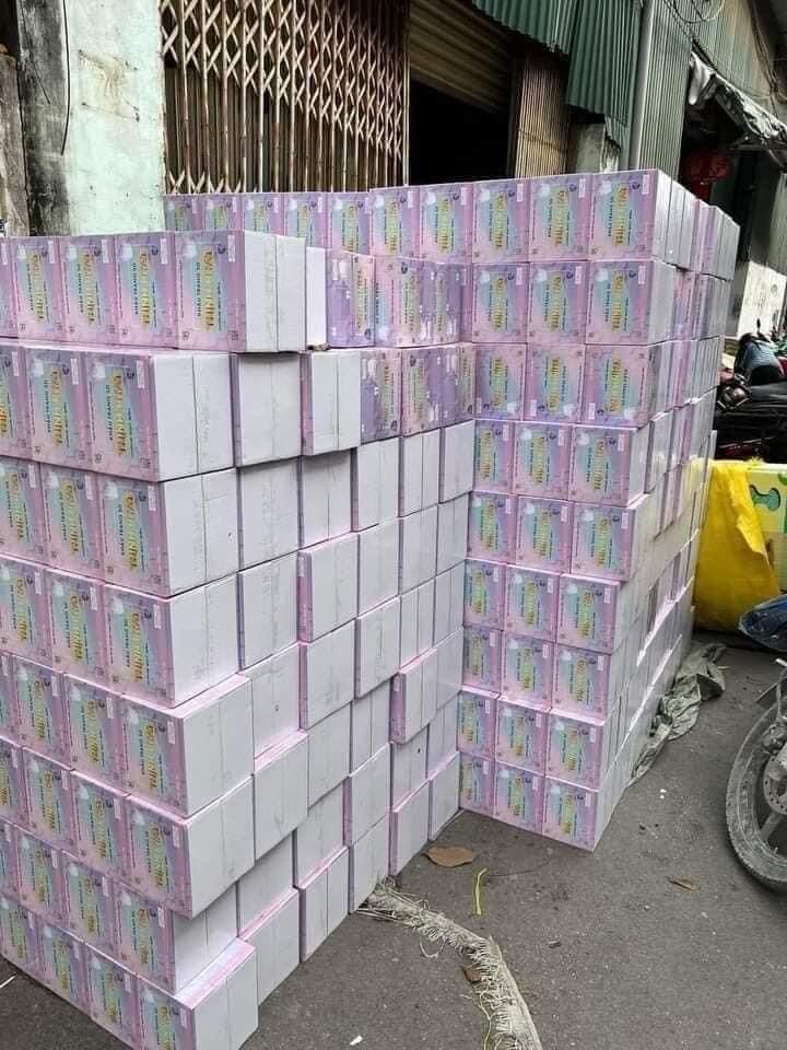 Thùng 100 chiếc khẩu trang 5d Thịnh Phát 3 lớp kháng khuẩn