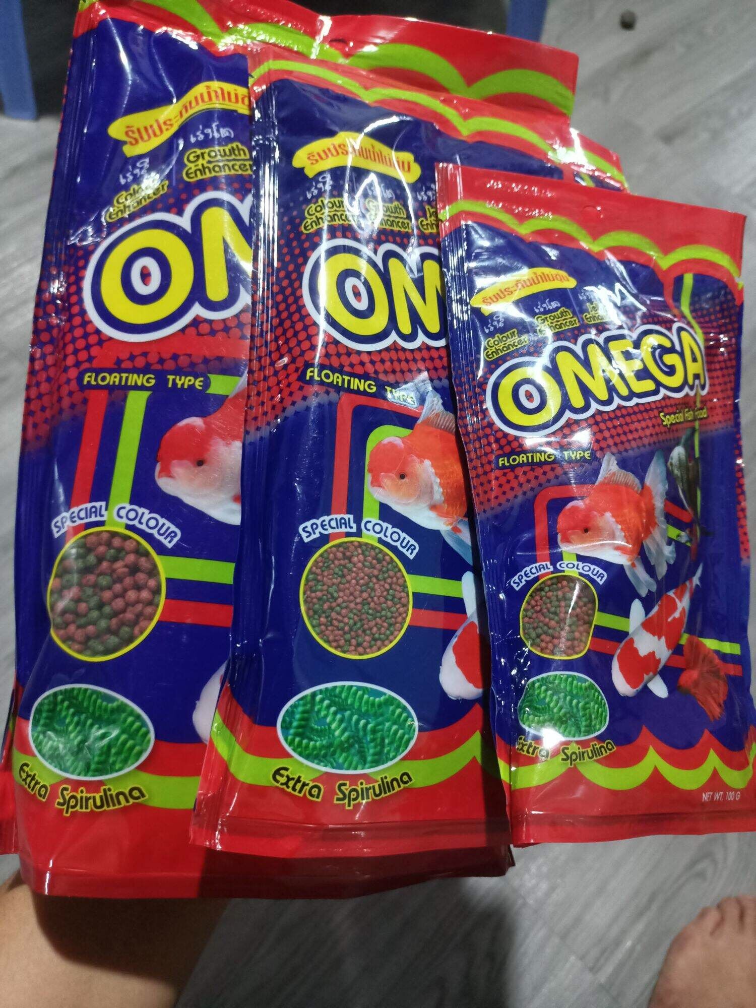 Cám cá Omega  100gr đủ kích thước cho cá cảnh, cá Koi, hàng Thái Lan