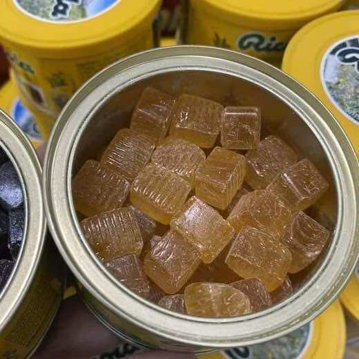 Kẹo ngậm ho thảo mộc RICOLA ĐỨC hộp 100gr