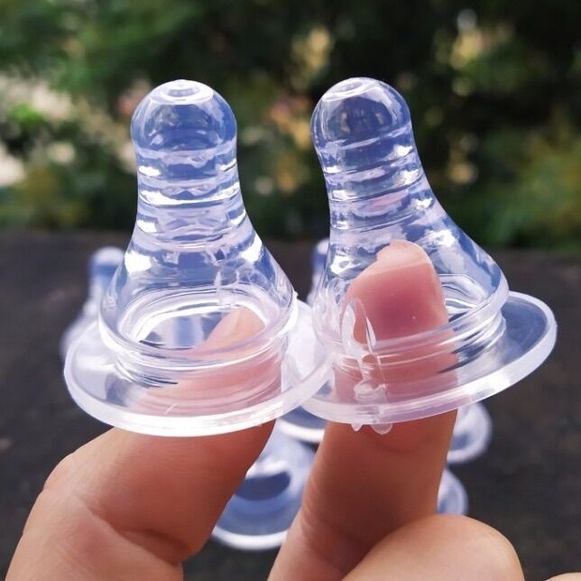 Núm ti thay thế cổ hẹp