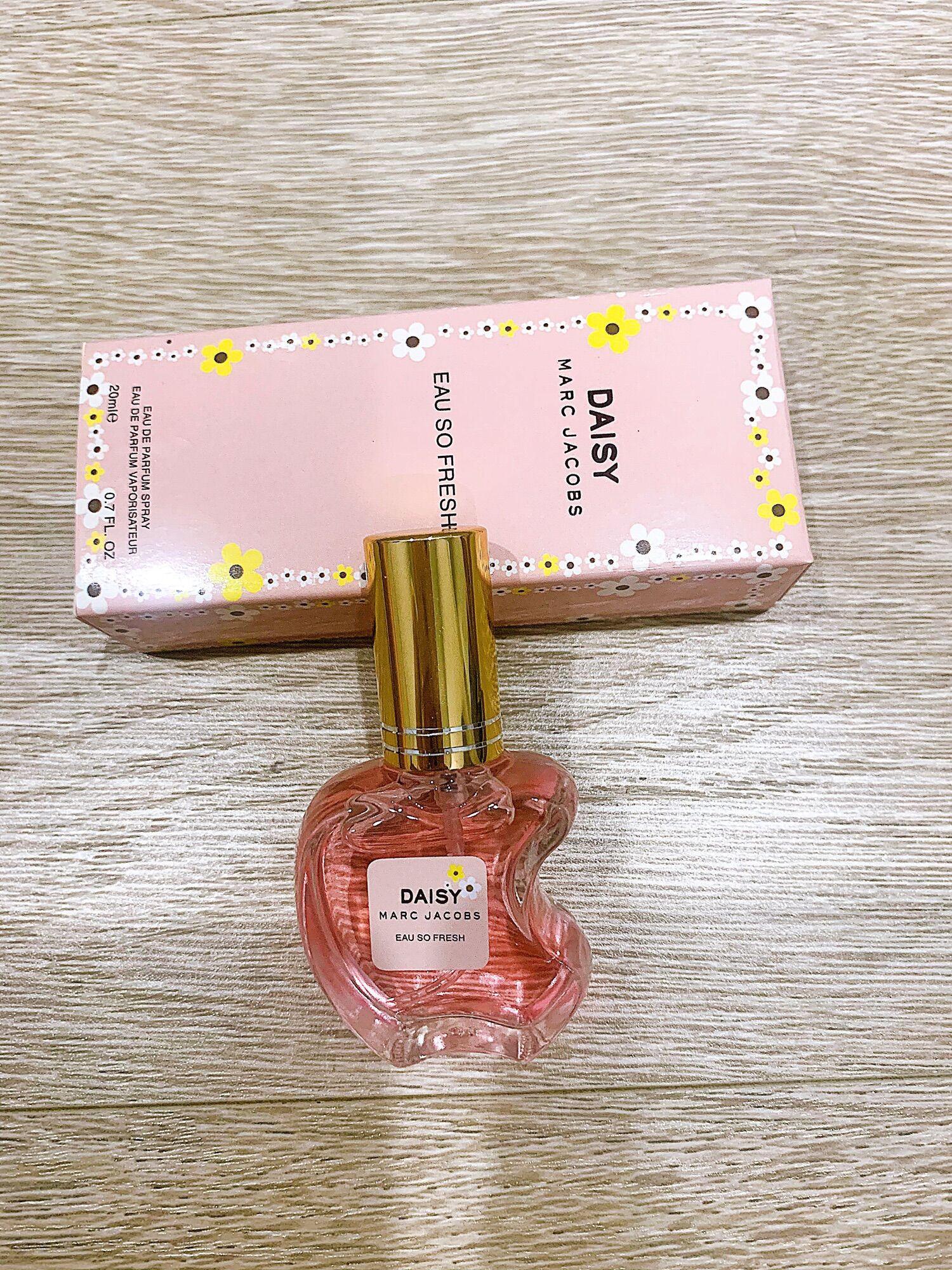 Nước Hoa Mini DAISY EAU SO FRESH