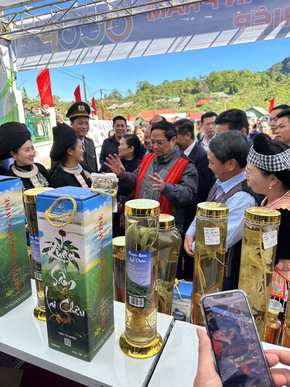 Lá Sâm Lai Châu Sấy (100g)