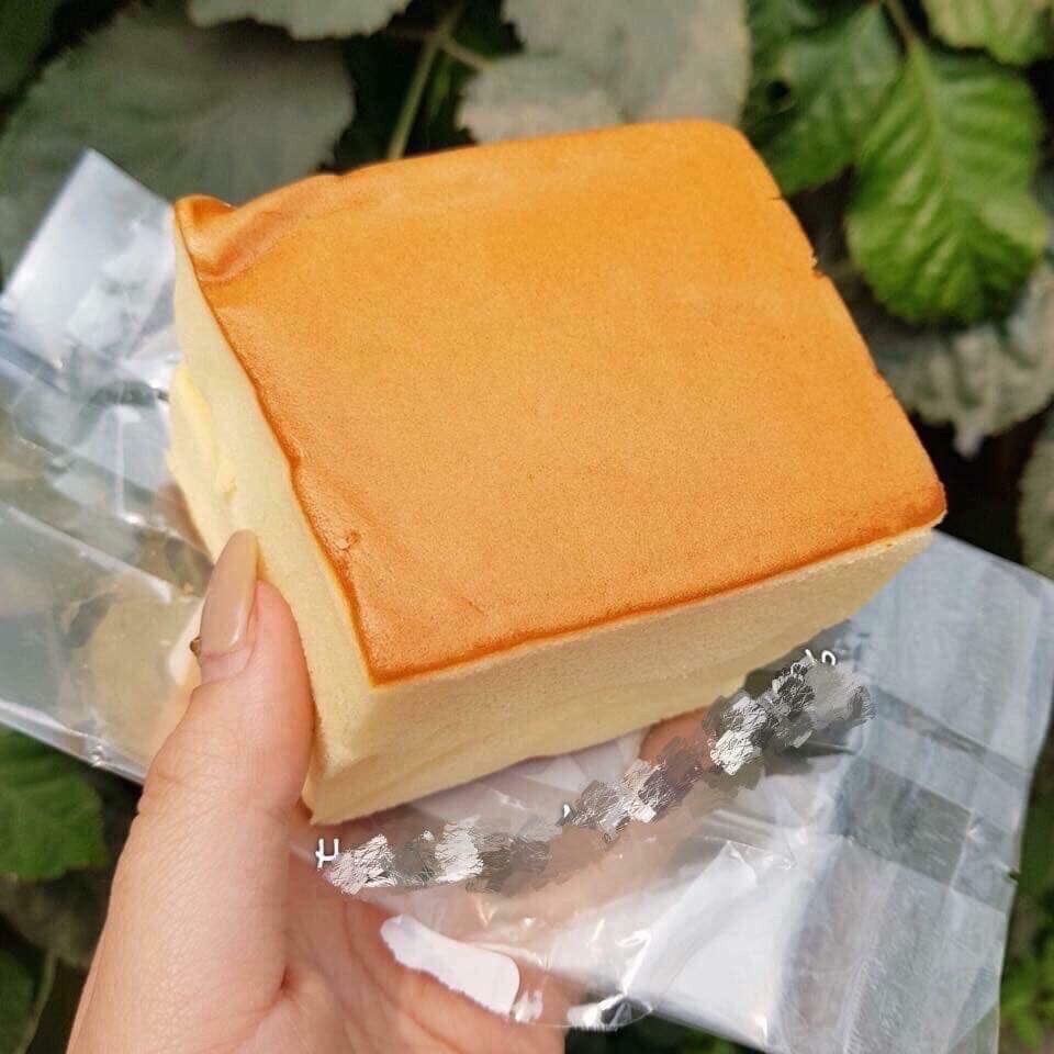 [HCM]Combol 2 cái bánh bông lan mong to