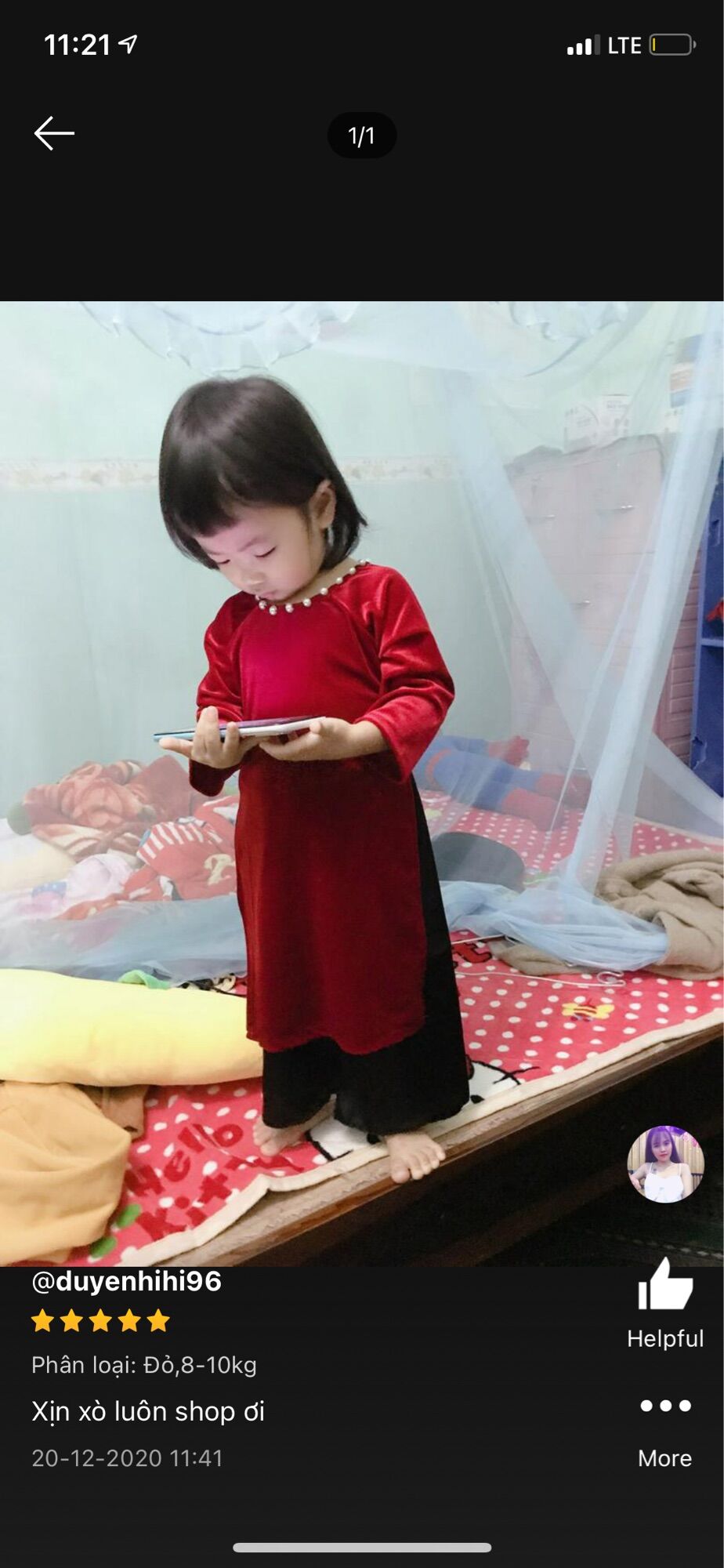 Áo dài nhung kết cườm cổ siêu đẹp cho bé