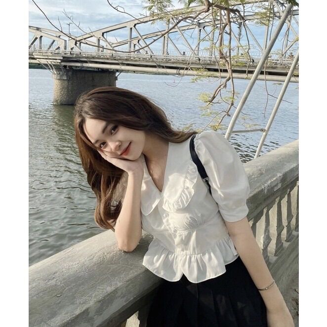 Áo sơ mi nữ cộc tay croptop cổ sen bèo