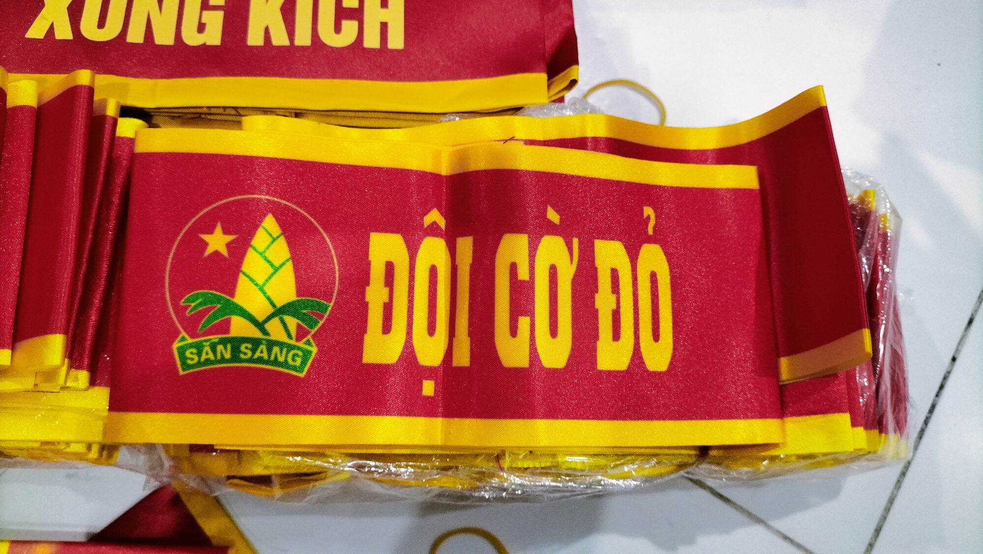 Băng cờ đỏ, băng sao đỏ, băng xung kích  ( combo 5 chiếc)(tặng kèm kim băng)