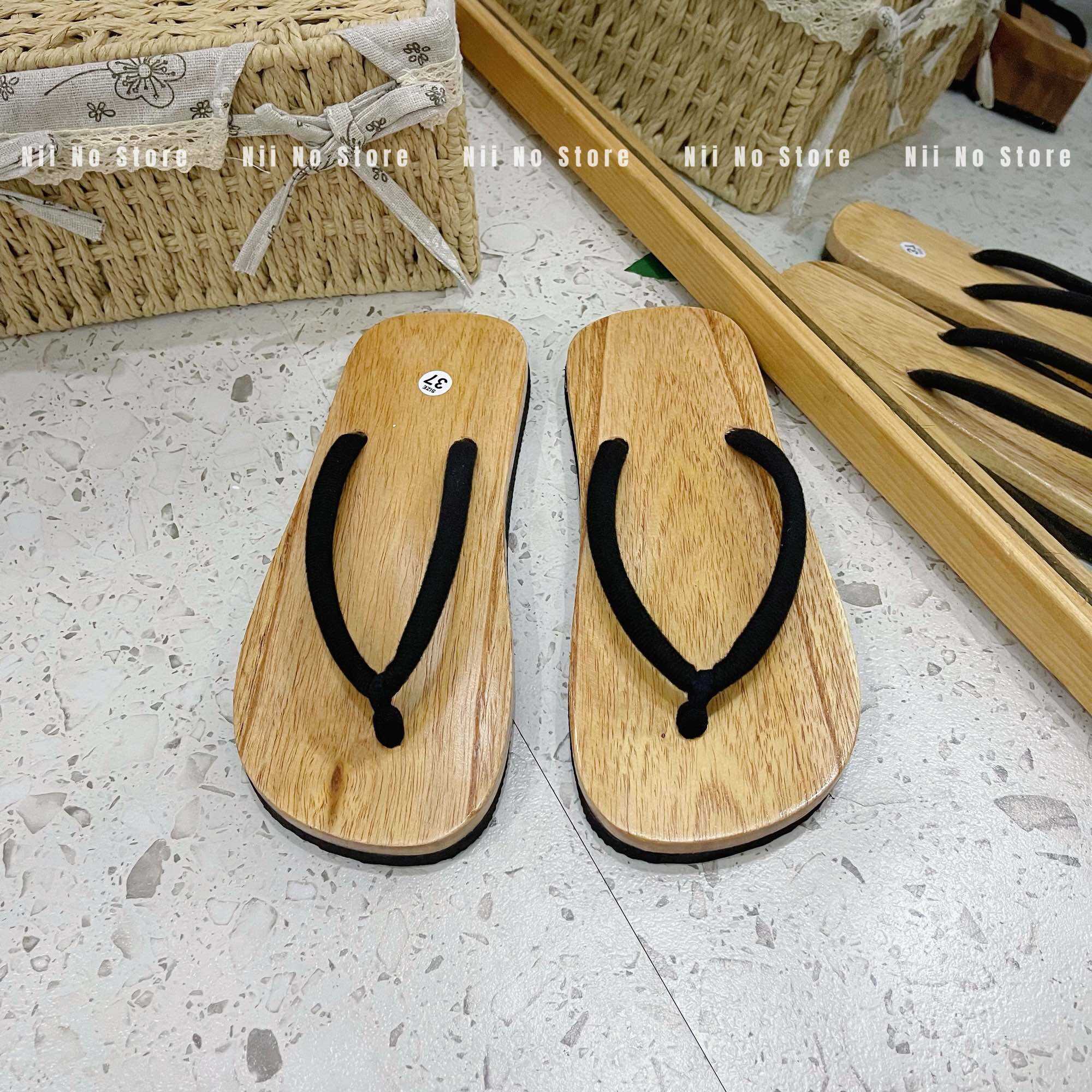 Wooden Clogs, Wooden Sandals with Clip-On Straps, Lightweight Soles, Women's Flip-Flops