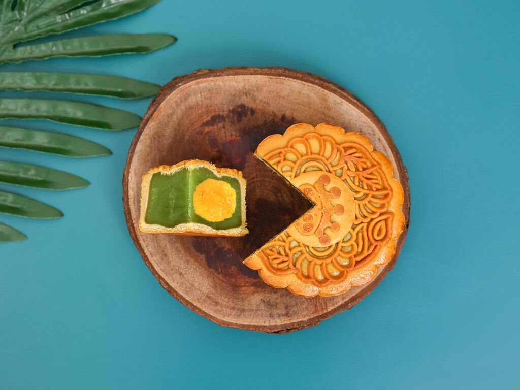 Bánh trung thu trà xanh 2 trứng
