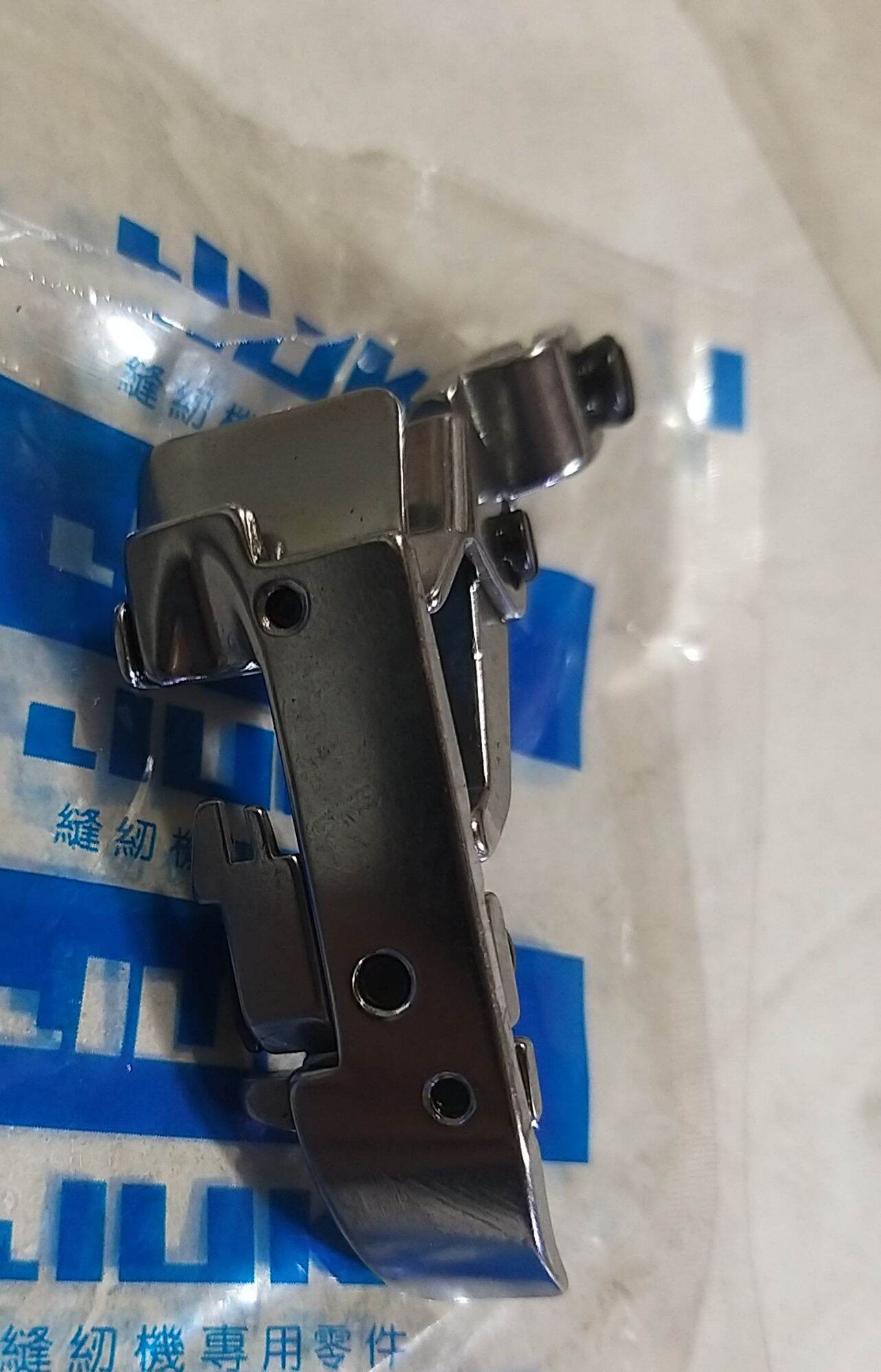 Chân vịt vắt sổ 2 kim 4 chỉ JUKI