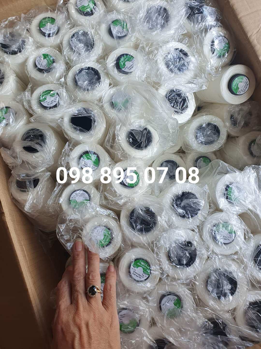 CHỈ MAY QUẦN ÁO SỢI NHỎ SIÊU CHẮC ( cuộn tầm 140g)