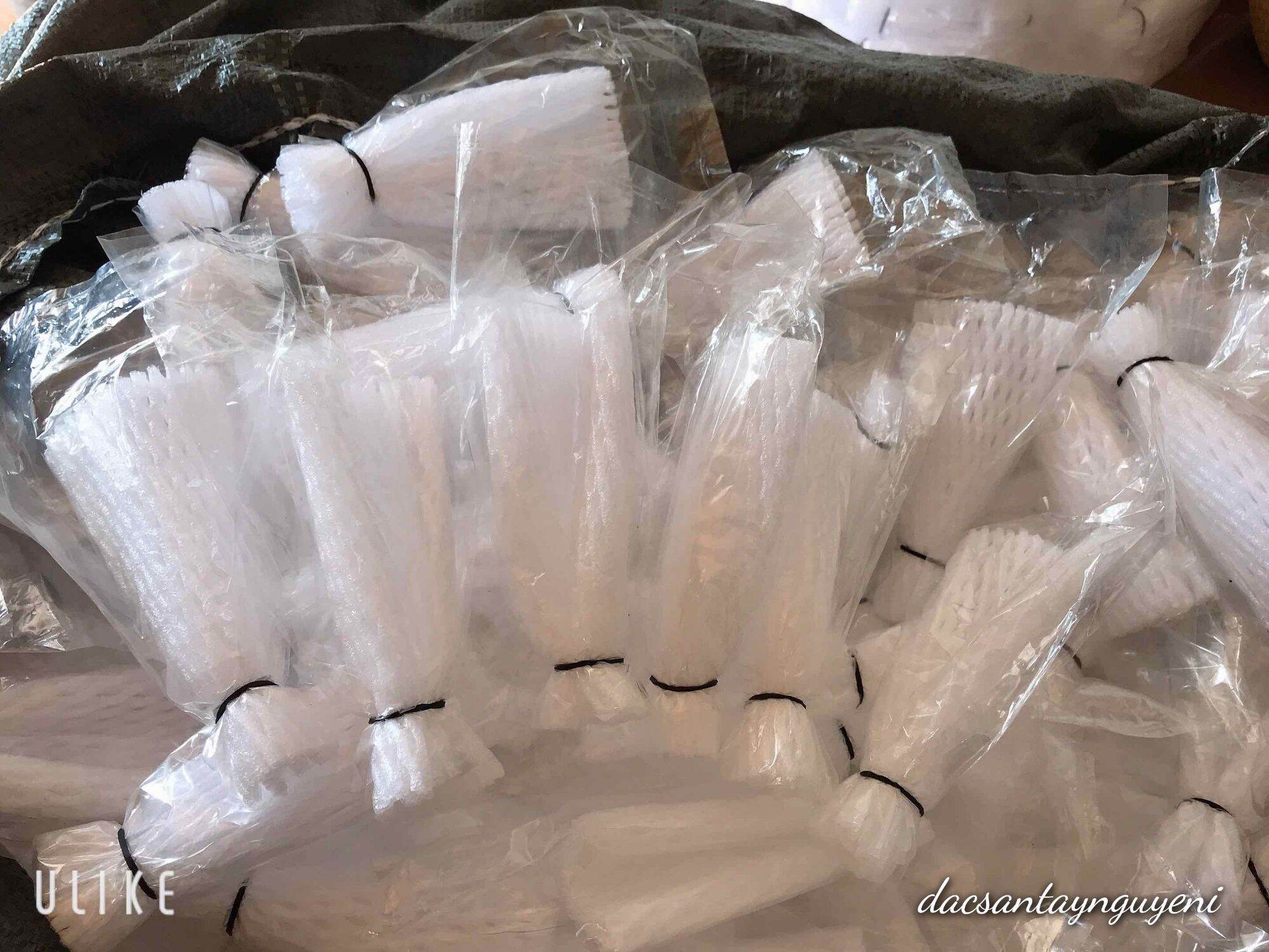 1 Kg XỐP BỌC ỔI ĐẦY ĐỦ ( thun xốp bì nilon )