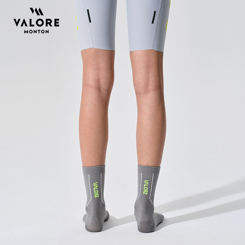 Pressure Knit Socks for Cycling Sports Running with Breathability & Reflective Design - 7