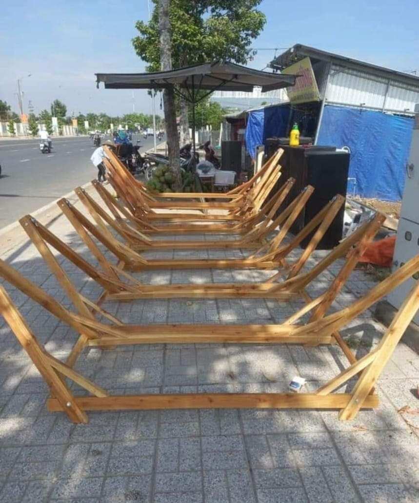 GIÁ VÕNG GỖ