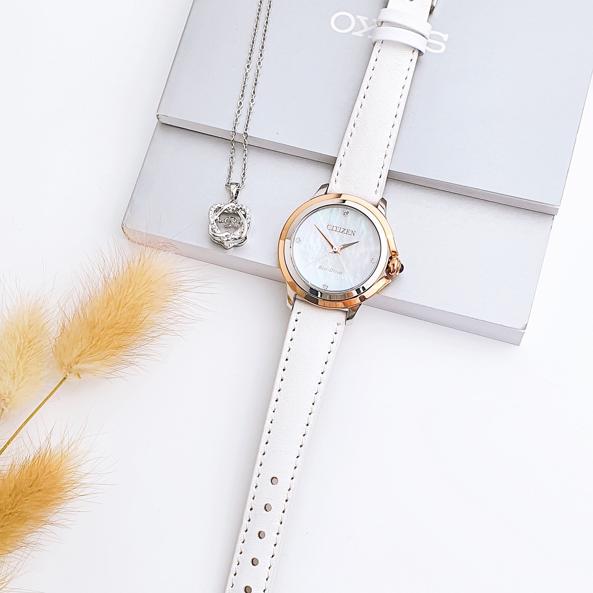 Đồng Hồ Nữ Citizen Ecodrive Size 32