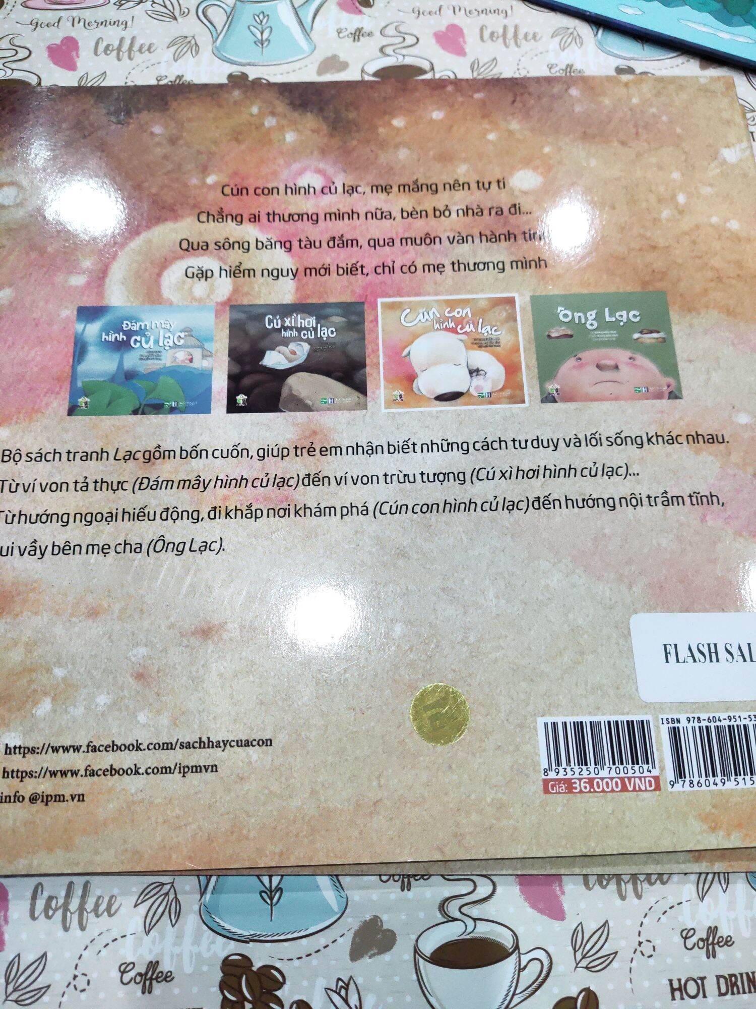 Cún con hình củ lạc k seal k quà