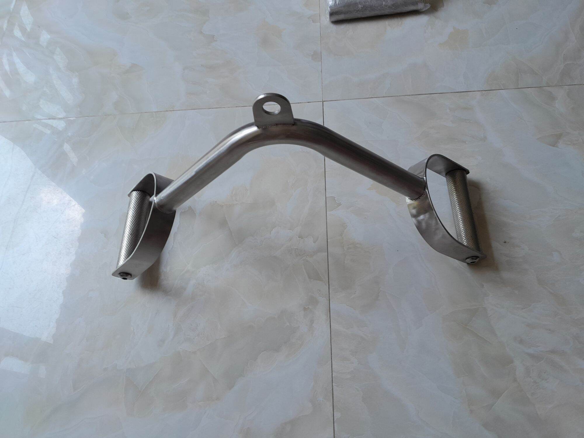Tay kéo xô V lớn. chất liệu inox