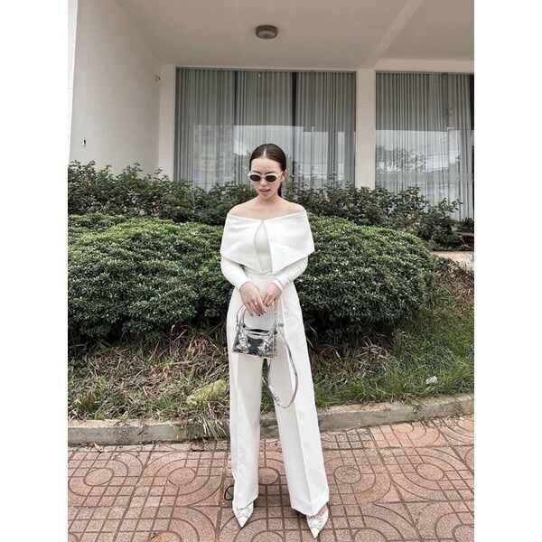Giày Zr dạ trắng đá vuông ( lùi 1 size)