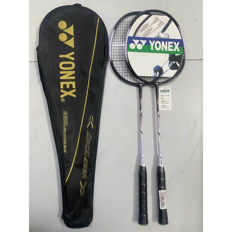 combo vợt cầu lông Yonex học sinh tập luyện