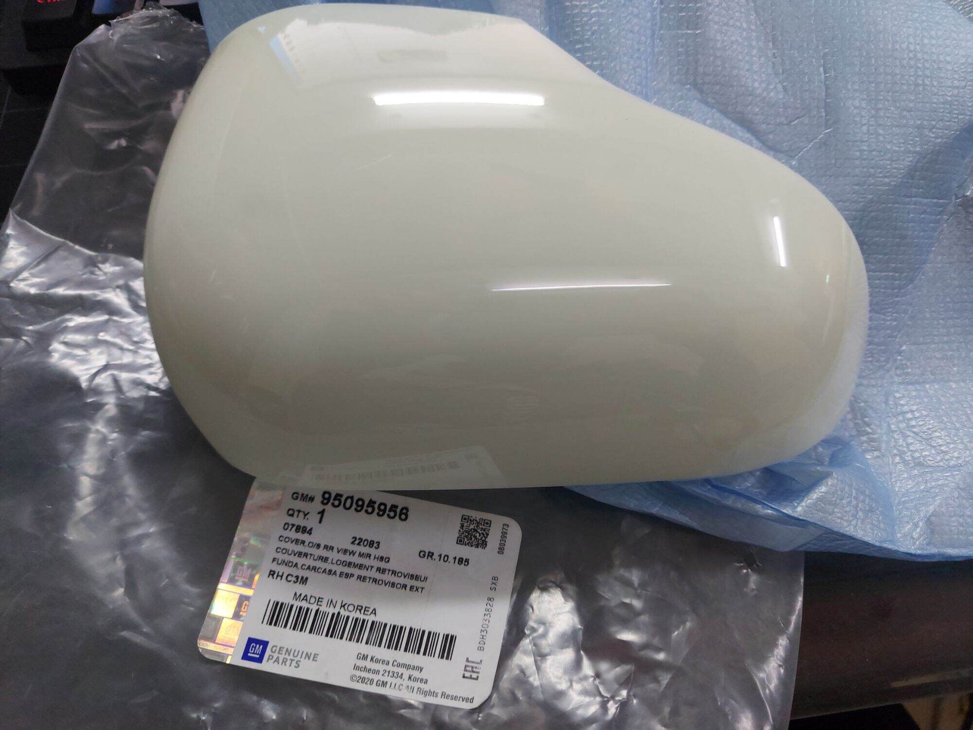 Ốp gương sparkloại có đèn xi nhan gm:95095956