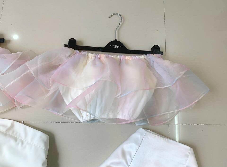 Áo bẹc vai kiểu phối màu áo kiểu croptop form 50kg