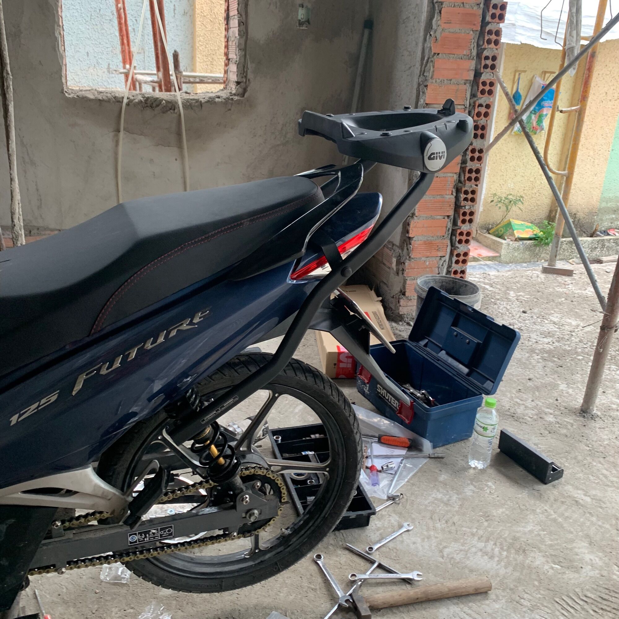 Baga Givi HRV cho xe Future Led 125, Wave 125
