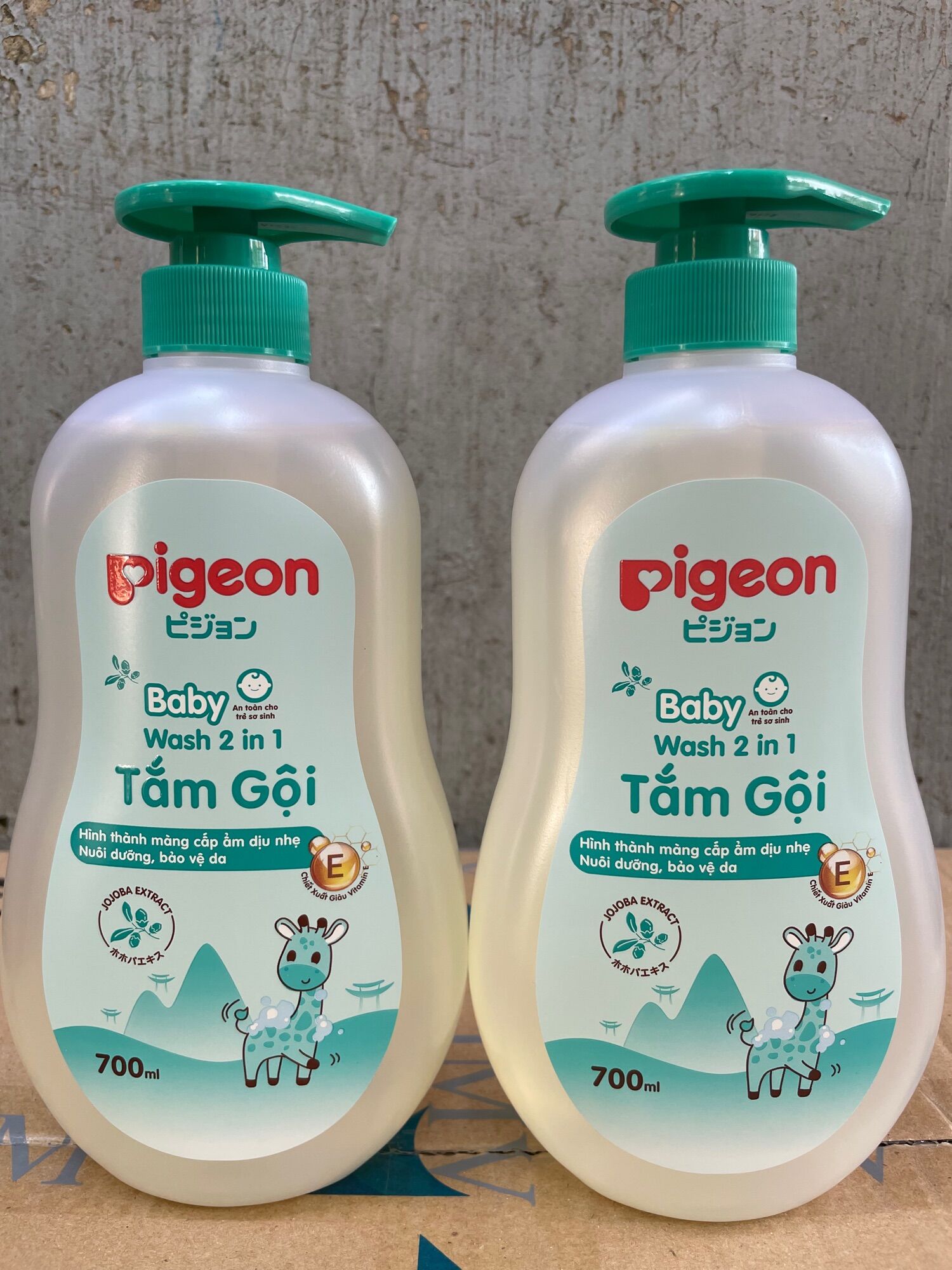 Tắm Gội Pigeon BaBy 2in1 700ml(Mầu Xanh)