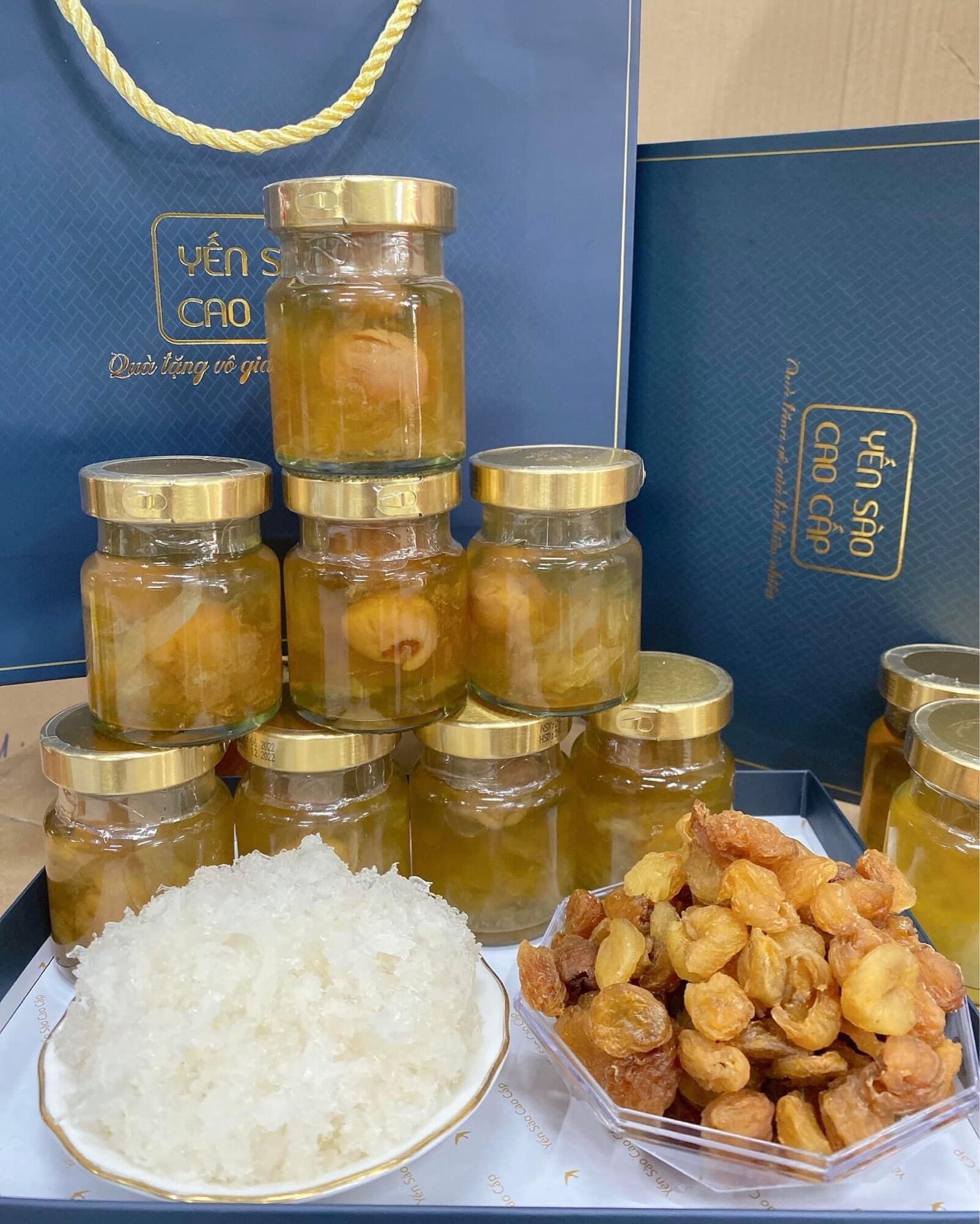 Hũ yến chưng long nhãn 100% yến