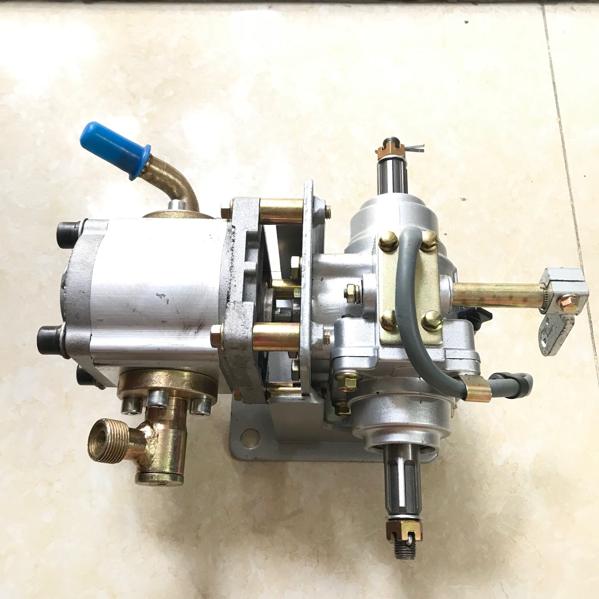 Số ben liền bơm thuỷ lực dùng cho xe ba gác, xe tải mi ni