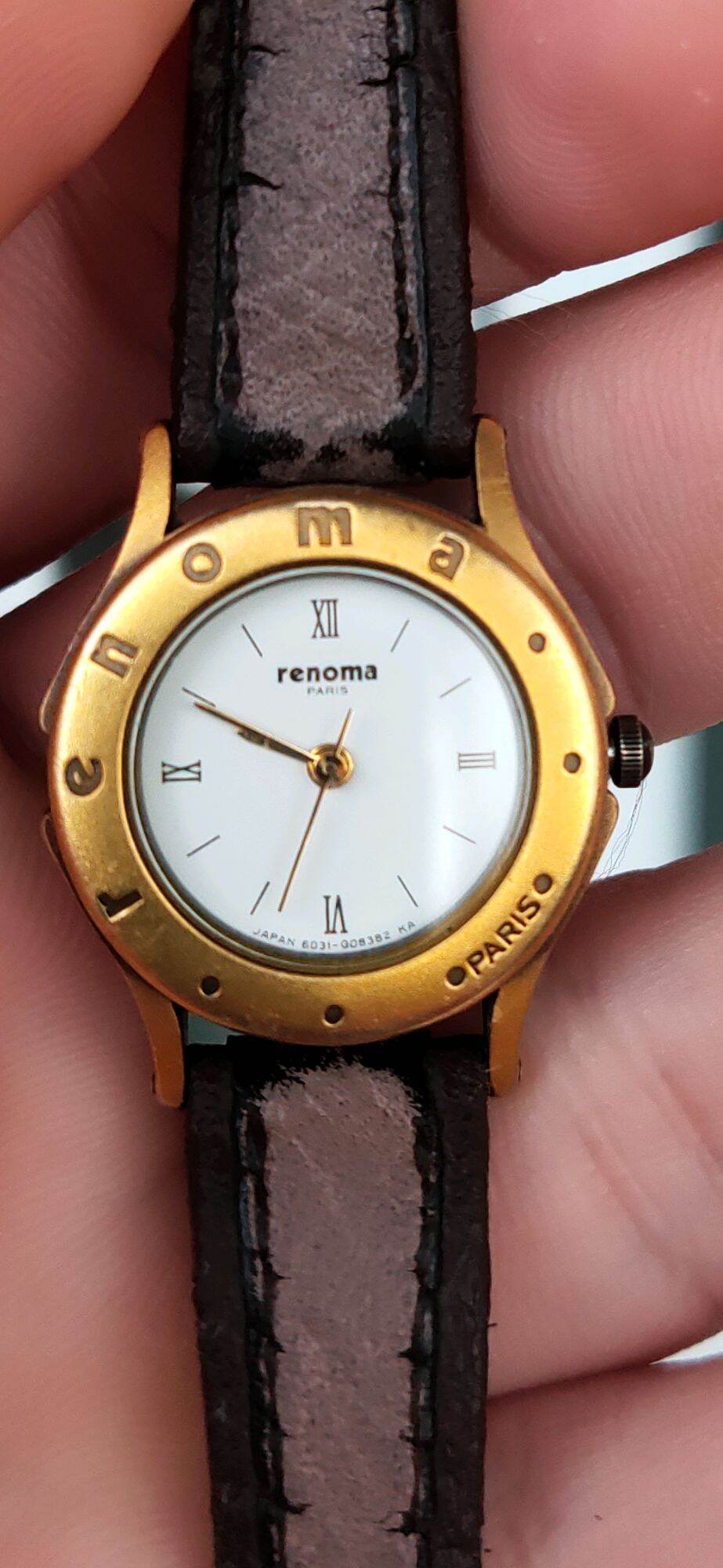 Đồng hồ nữ Renoma Paris đồng cổ