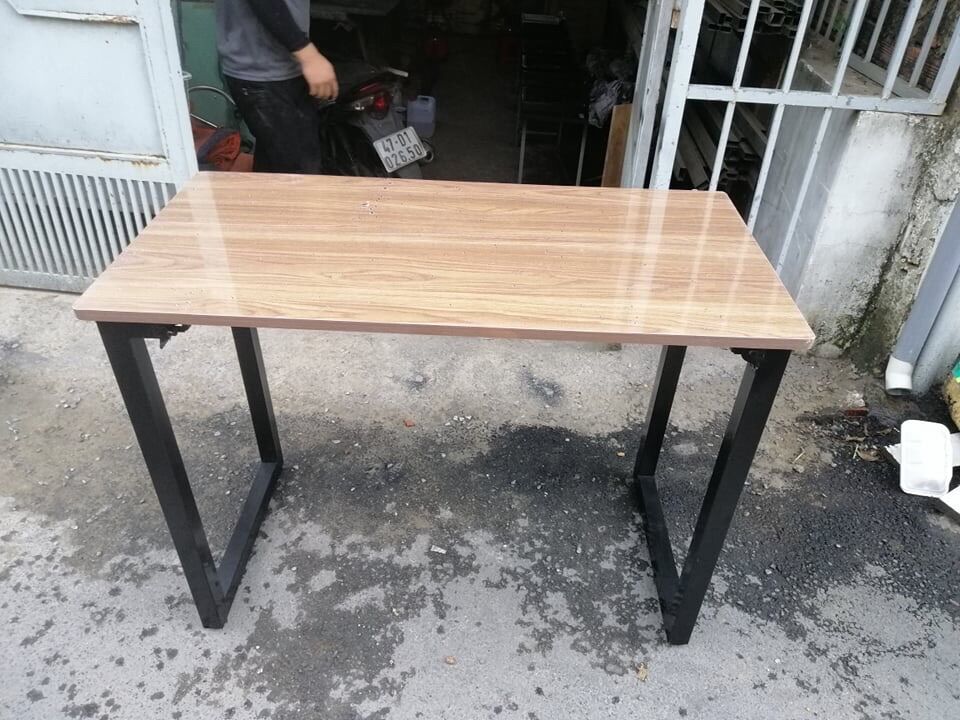 Bàn làm việc gấp gọn gỗ MDF chống ẩm