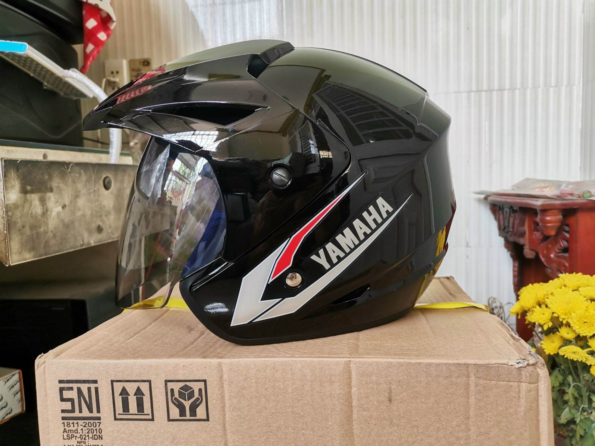 nón yamaha 3/4 hàng nhập khẩu theo xe.