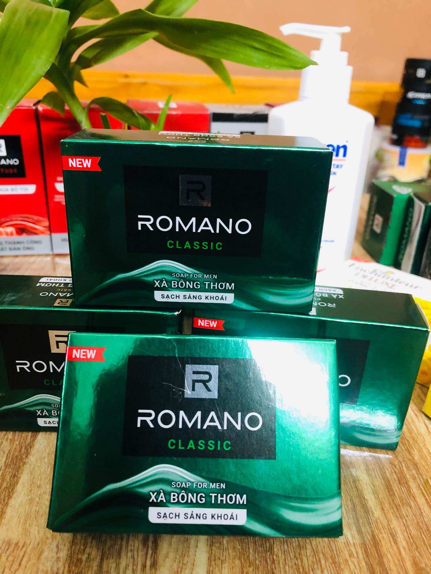 Xà Bông  Cục Romano 90gr