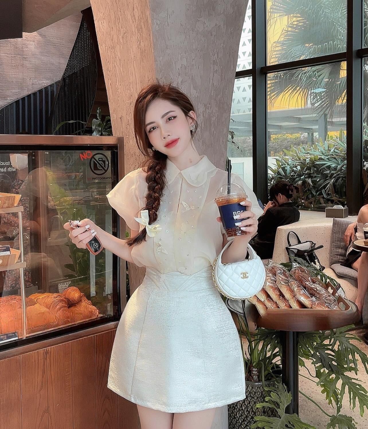 Camelia boutique- sét chân váy chữ a kèm áo sang chảnh cs250