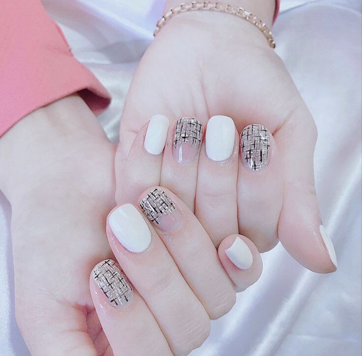 Nailbox móng úp thiết kế hoạ tiết xinh