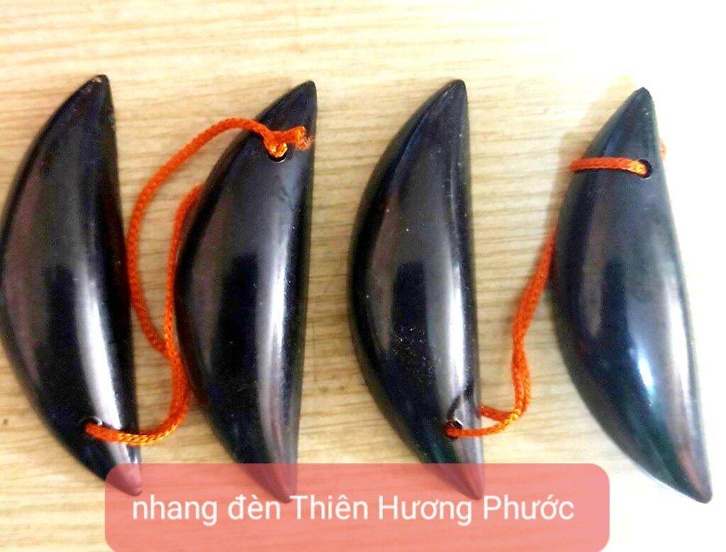 Xin keo bằng gieo quẻ