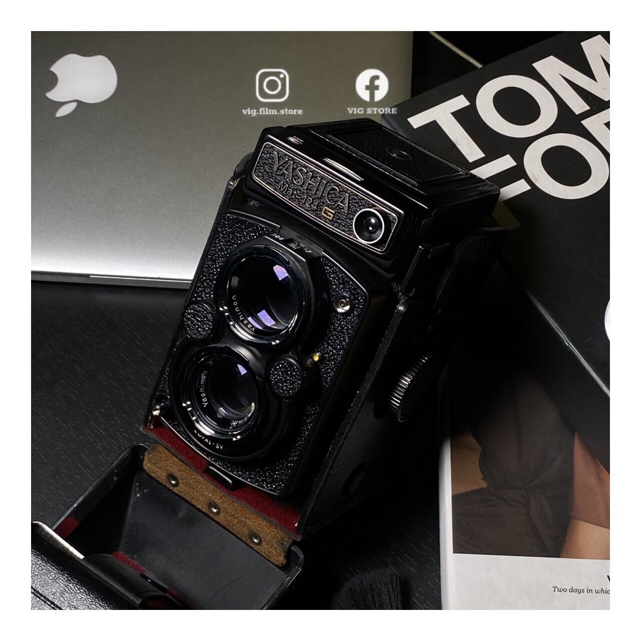 Máy ảnh film TLS Yashica Mat 124G