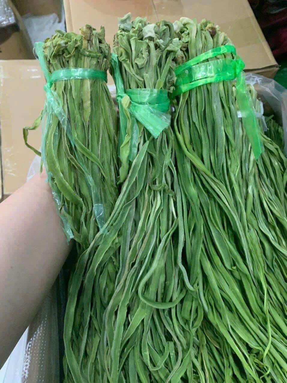 Rau tiến vua sấy khô