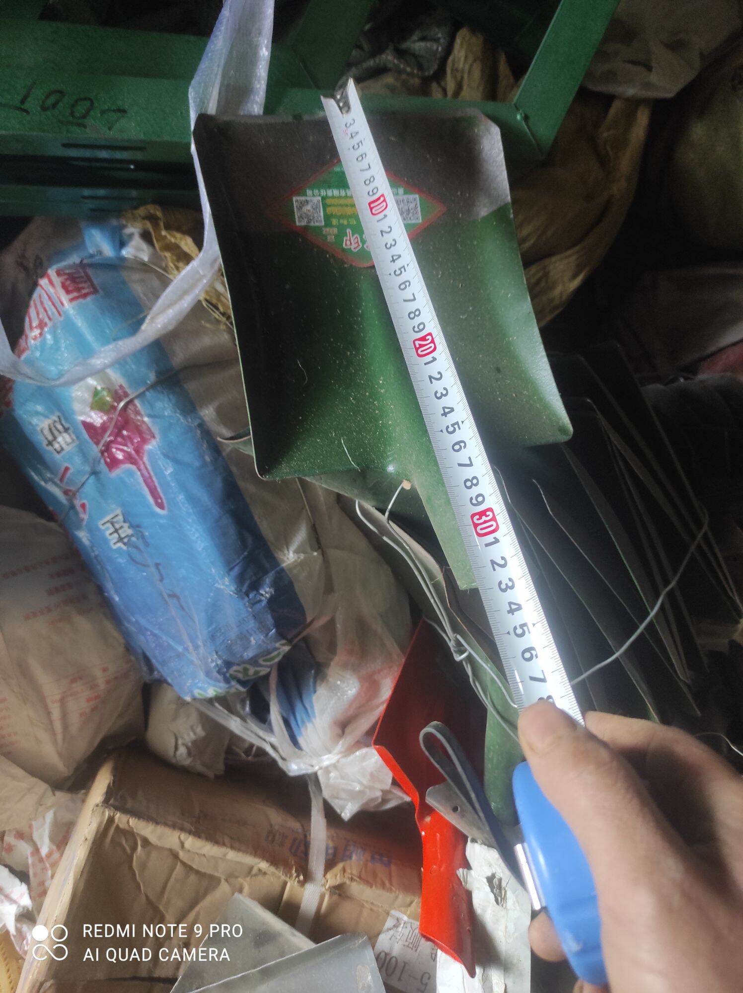 Xẻng xây đụng, xẻng xúc đất ... bán luôn bán lẻ