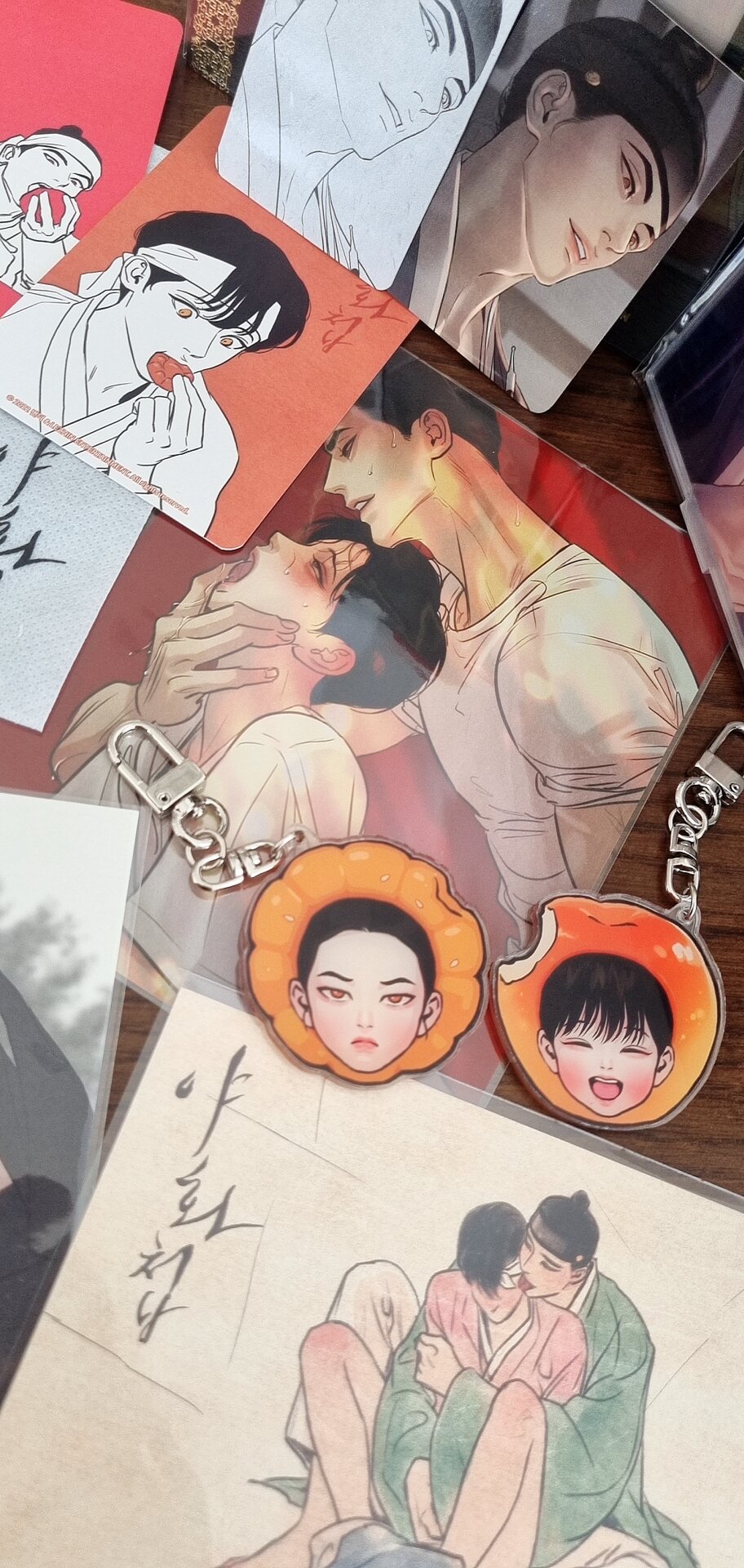 Standee Yoon thiếu. Dạ ký 3 Hàn. Newseal 100%