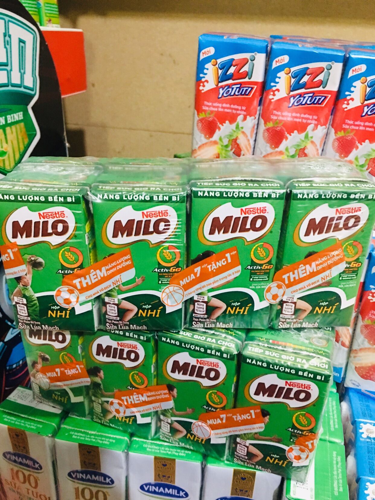Lốc 4 hộp Thức uống lúa mạch Nestle Milo 180ml
